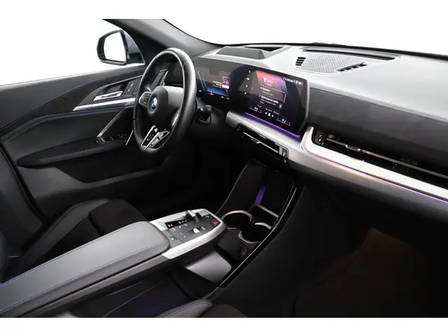 BMW iX2 xDrive30 67 kWh 2024 Elektrisch 70