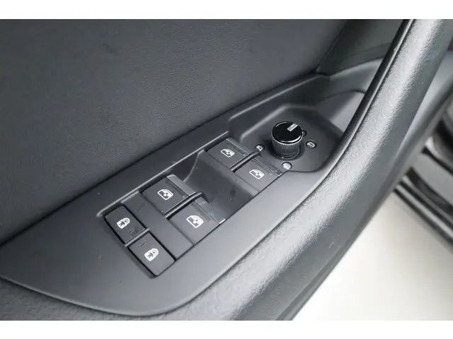 Audi A6 Avant 40 TDI quattroS Line 2019 Diesel 8