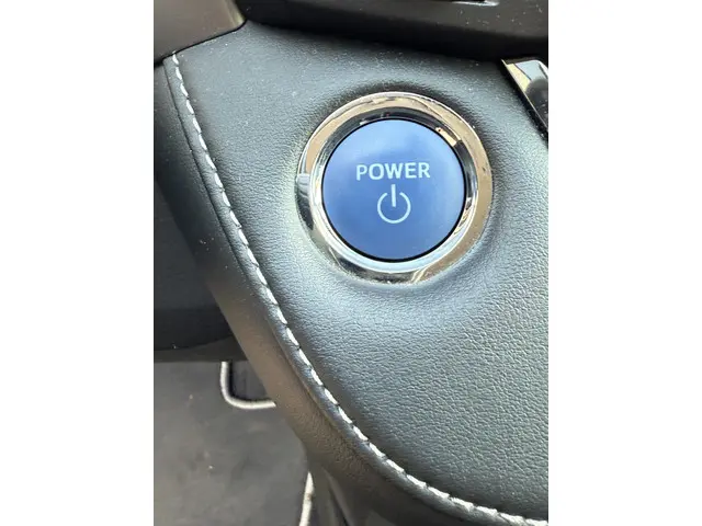 Toyota RAV4 2.5 Hybrid AWD Energy 2018 Hybride Benzine 17