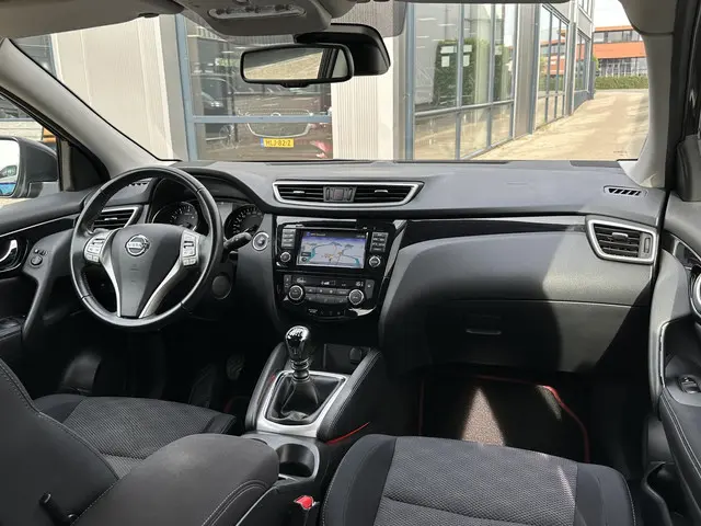 Nissan QASHQAI 1.2 N-Connecta 2017 Benzine 36