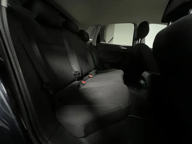 Volkswagen Polo 1.0 TSI Comfortline 2018 Benzine 32