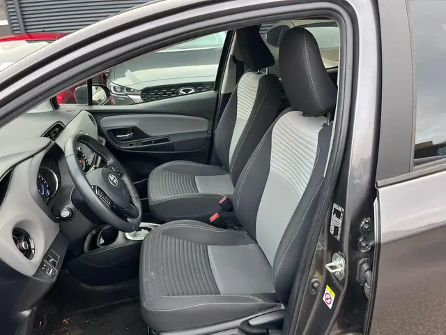 Toyota Yaris 1.5 Hybrid Dynamic 2019 Hybride Benzine 5