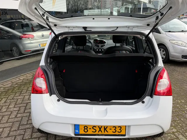Renault Twingo 1.2 16V Parisienne 2014 Benzine 13