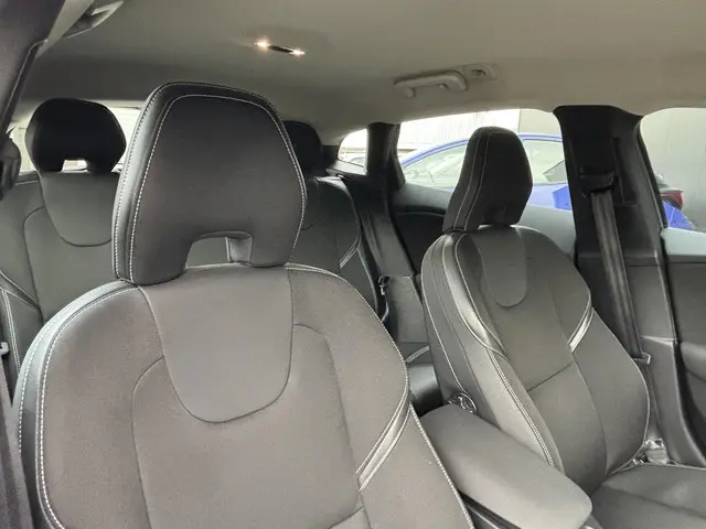 Volvo V40 2.0 D2 Nordic+ 2017 Diesel 8