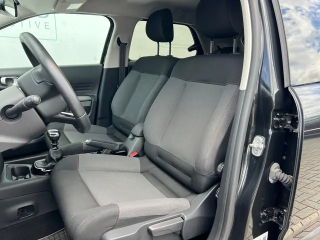 Citroën C4 Cactus 1.2 PureTech Origins 2019 Benzine 3
