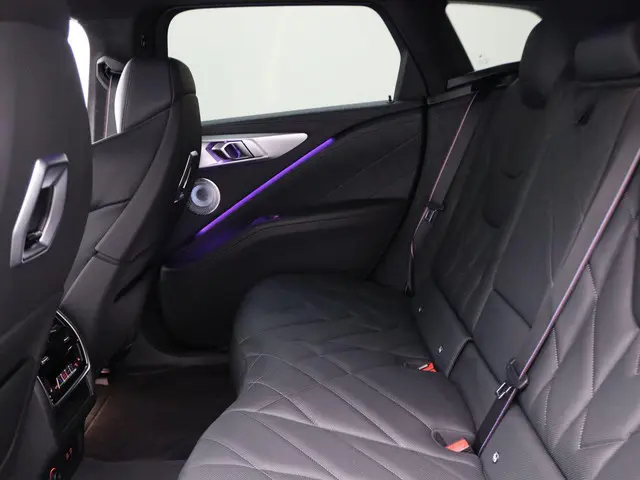BMW XM PHEV 2024 Hybride Benzine 9