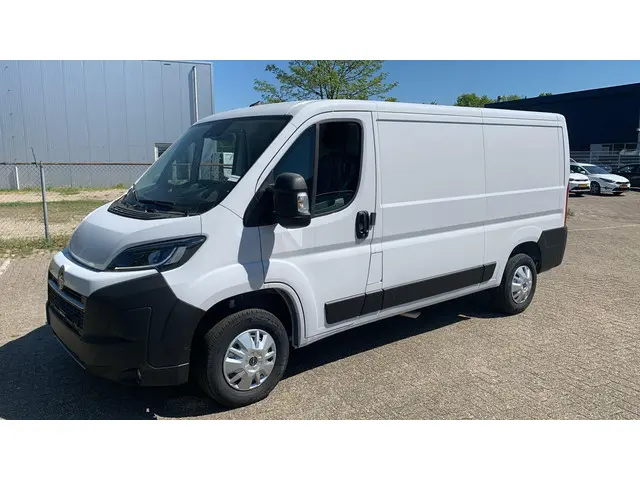 Opel Movano 3