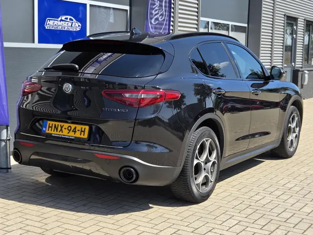 Alfa Romeo Stelvio 2.0 T AWD B-Tech trekhaak! 2019 Benzine 7