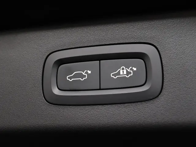 Lynk & Co 01 1.5 2023 Hybride Benzine 33