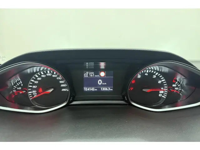 Peugeot 308 SW 1.2T Blue Lease Executive 2020 Benzine 23