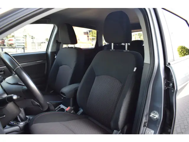 Mitsubishi ASX 1.6i-16V ISG Intense+ 2017 Benzine 5