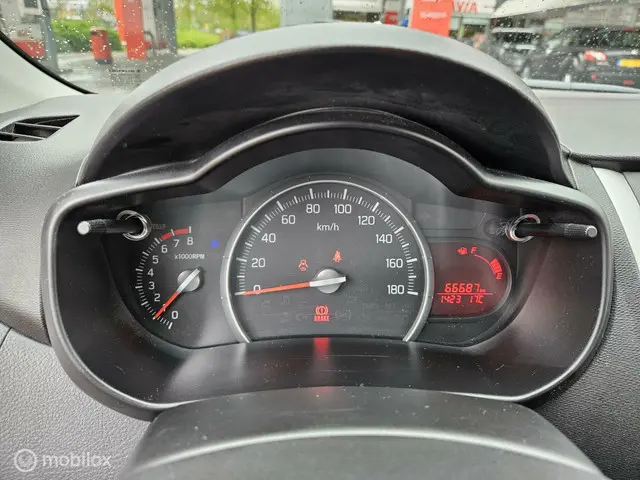 Suzuki Celerio 1.0 Dynamic 1e eigenaar 2017 Benzine 18