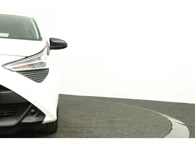 Toyota Aygo 1.0 VVT-i x-fun 2020 Benzine 34