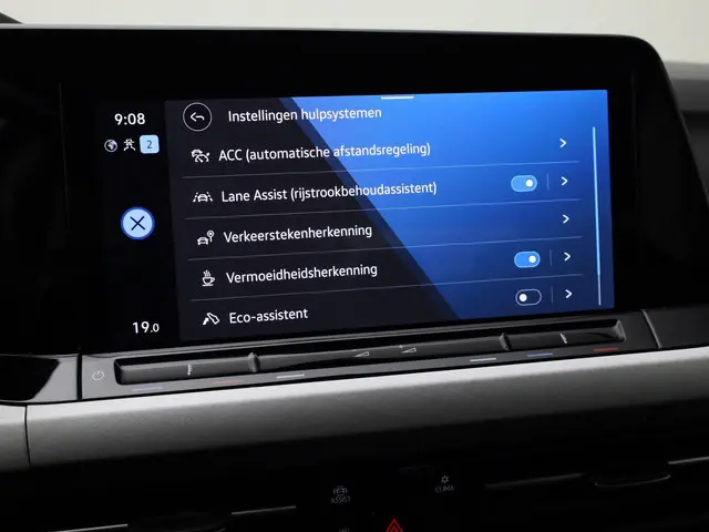 Volkswagen Golf 1.0TSI/110PK Life 2023 Benzine 10