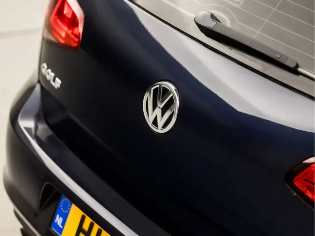 Volkswagen Golf 1.0 TSI Sportline 2015 Benzine 29