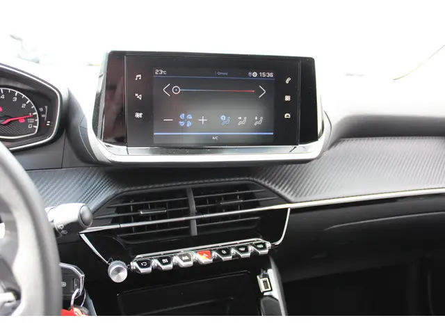 Peugeot 208 1.2 PureTech Active Pack 2023 Benzine 18