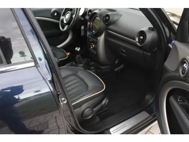 MINI Countryman Mini 1.6 Cooper Pepper 2017 Benzine 9