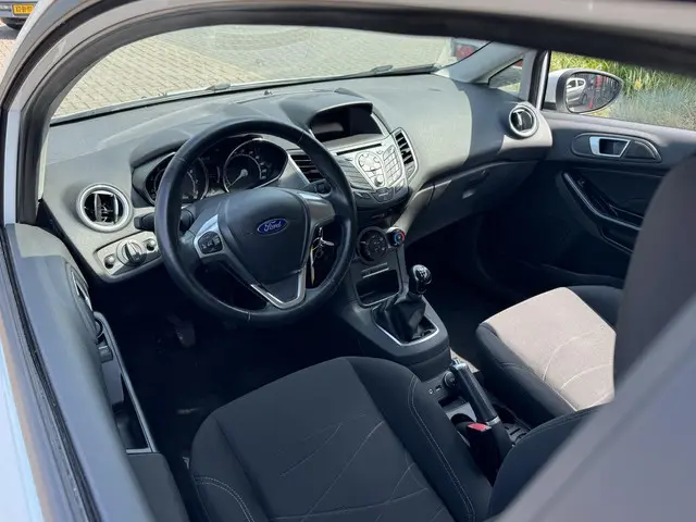 Ford Fiesta 1.0 Style 2015 Benzine 4