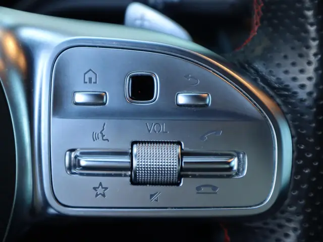 Mercedes-Benz GLA 250 e AMG Line 2022 Hybride Benzine 17