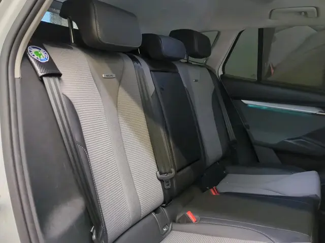 Škoda Enyaq iV 60 2021 Elektrisch 8