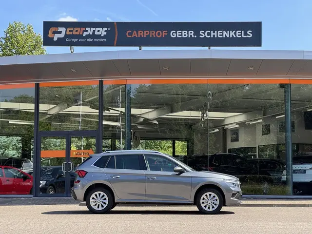 Škoda Kamiq 1.0 TSI Selection DSG 110 pK 2024 Benzine 3