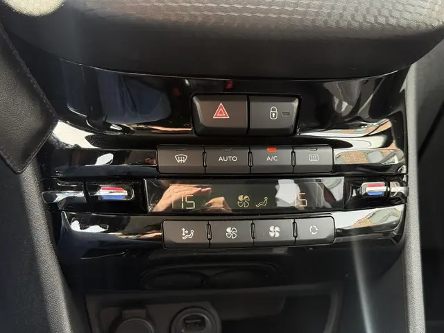 Peugeot 2008 1.2 PureTech Allure 2018 Benzine 17