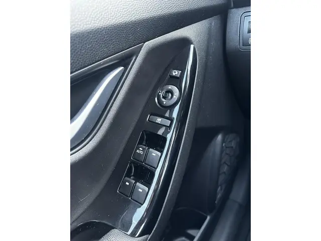 Hyundai ix20 1.4i Go! 2017 Benzine 22