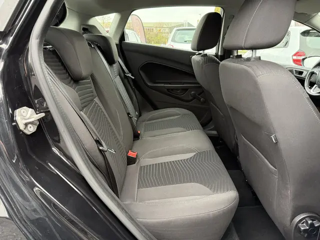 Ford Fiesta 1.0 EcoBoost Titanium 2013 Benzine 10