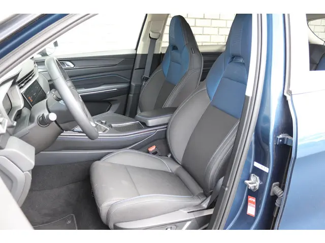 Lynk & Co 01 1.5 2022 Hybride Benzine 7
