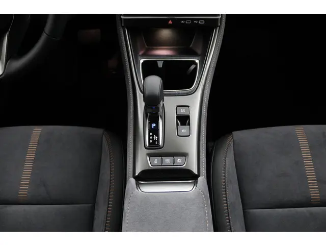 Lexus LBX Cool 2WD 2026 Hybride Benzine 25