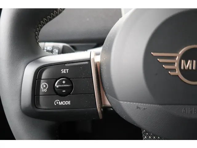 MINI Aceman E 2025 Elektrisch 14