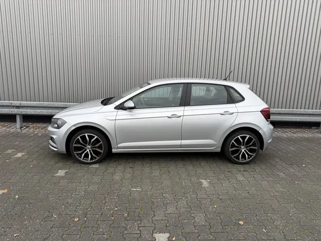 Volkswagen Polo 1.0 Comfortline 2017 Benzine 9