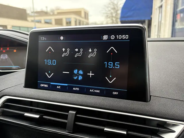 Peugeot 3008 1.2 PureTech Allure 2019 Benzine 10