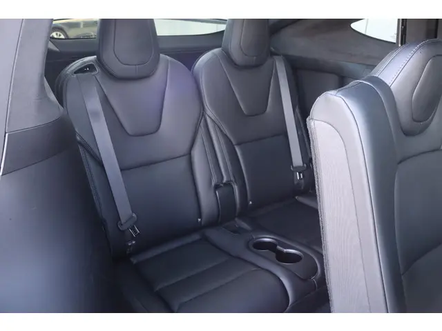Tesla Model X 75D Base 7p. 2018 Elektrisch 19