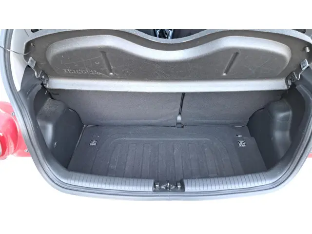 Hyundai i10 1.0i i-Motion Comfort Plus 2016 Benzine 21