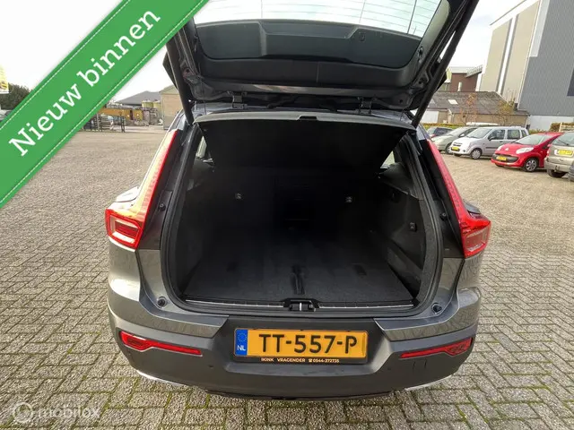 Volvo XC40 2.0 T4 R-Design 2018 Benzine 21