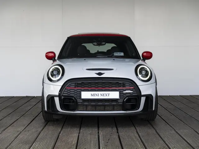 MINI 3-Deurs John Cooper Works 2022 Benzine 3