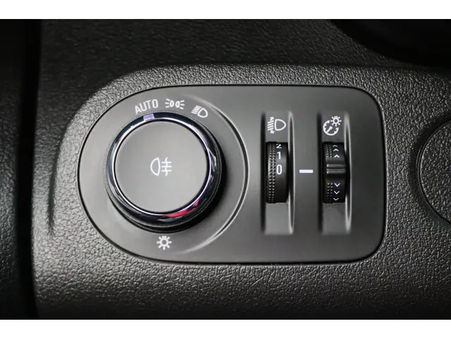 Opel Combo 1.5D L1H1 Edition 2020 Diesel 29
