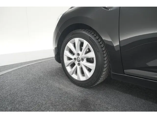 Renault Clio TCe 90 Zen 2022 Benzine 18