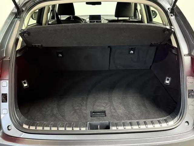Lexus NX 300h AWD Edition 2015 Hybride Benzine 17