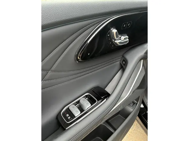 Omoda 9 SHS 1.5T-GDi SHS-P Premium 2026 Hybride Benzine 34