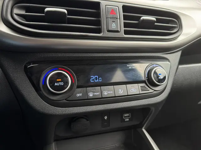 Hyundai i10 1.2 MPI 2022 Benzine 14