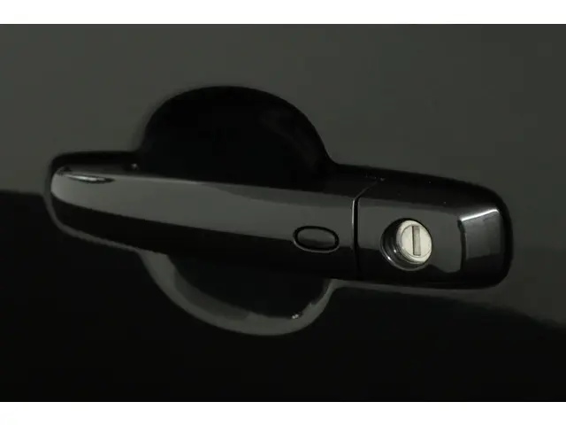 Suzuki Splash 1.0 VVT Exclusive EASSS 2012 Benzine 35