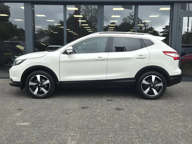Nissan QASHQAI 1.2 Tekna 2017 Benzine 17