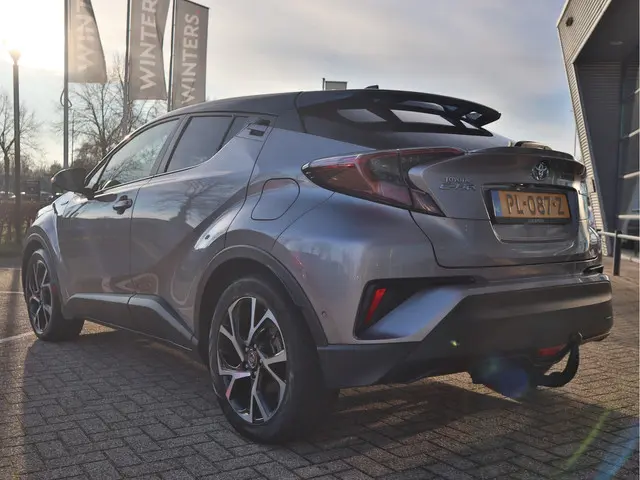 Toyota C-HR 3
