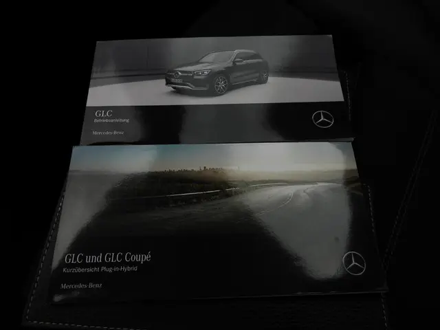 Mercedes-Benz GLC 300e 4MATIC AMG 2021 Hybride Benzine 24