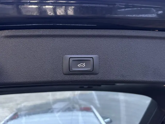 Audi A4 Avant 35 TFSI Advanced Edition 2023 Benzine 8