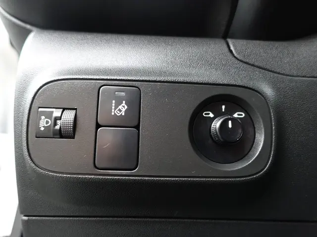 Citroën C3 1.2 PureTech Blackline- 2017 Benzine 17