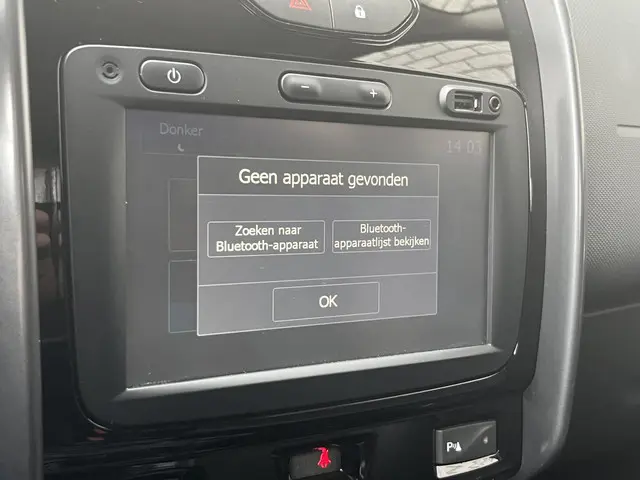 Dacia Duster 1.2 TCe 4x2 Blackshadow 2017 Benzine 34