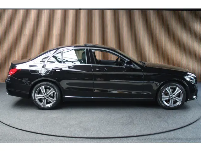 Mercedes-Benz C-Klasse 180 2019 Benzine 7